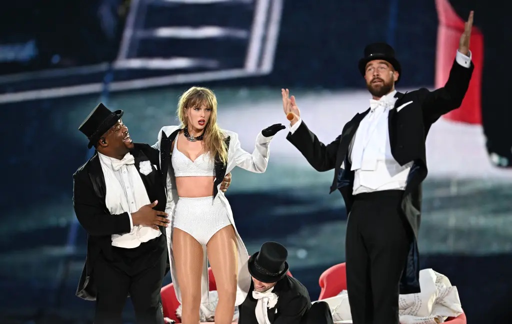 Taylor Swift makes rare comment about ‘surprise’ Travis Kelce romance in new ‘End of an Era’ clip 